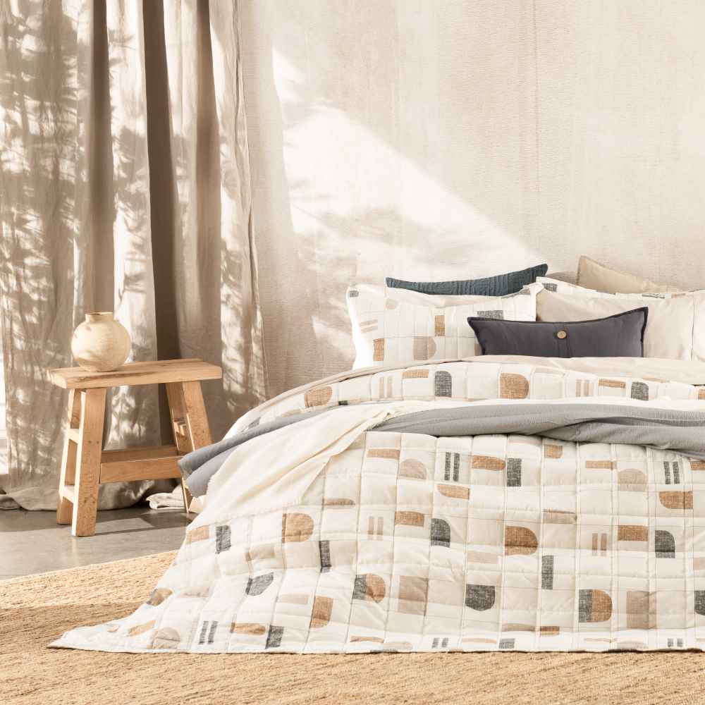 Cubrecama Quilt Estampado Runa 2 Plazas Beige