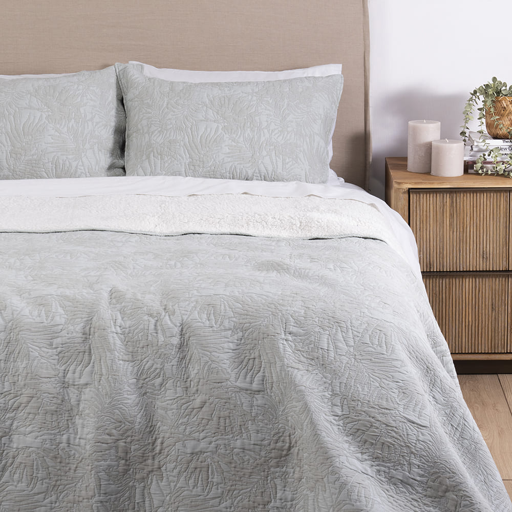 Cubrecama Jacquard Sherpa Ficus Super King Verde