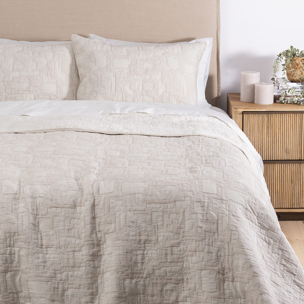 Cubrecama Jacquard Sherpa Edi 2 Plazas Marfil