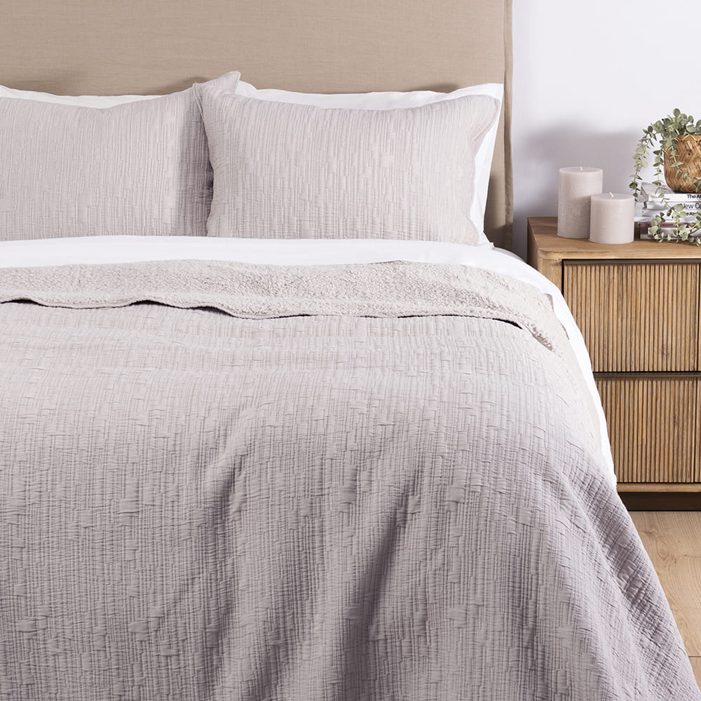 Cubrecama Jacquard Sherpa Tex King Beige