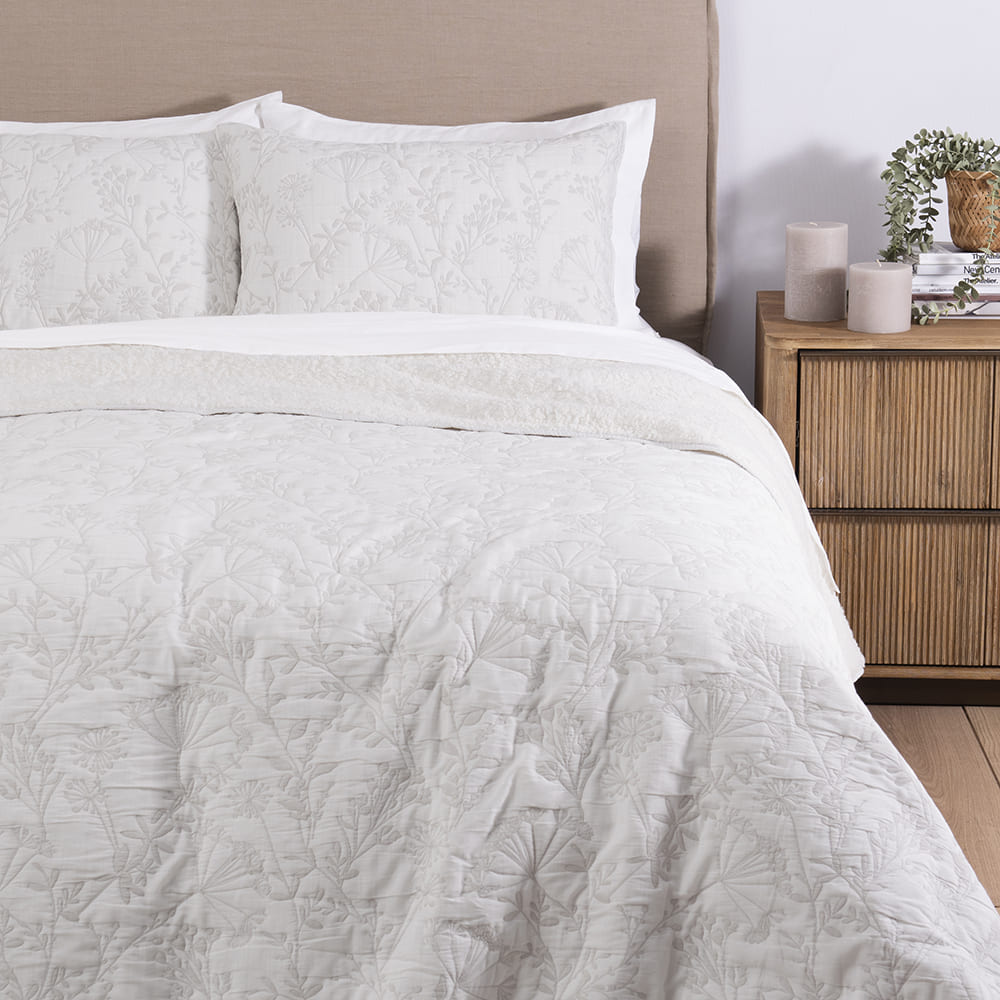 Cubrecama Jacquard Sherpa Chardón 1.5 Plazas Perla