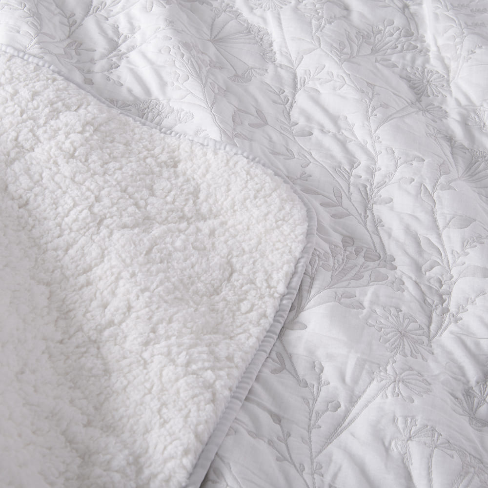 Cubrecama Jacquard Sherpa Chardón 1.5 Plazas Perla