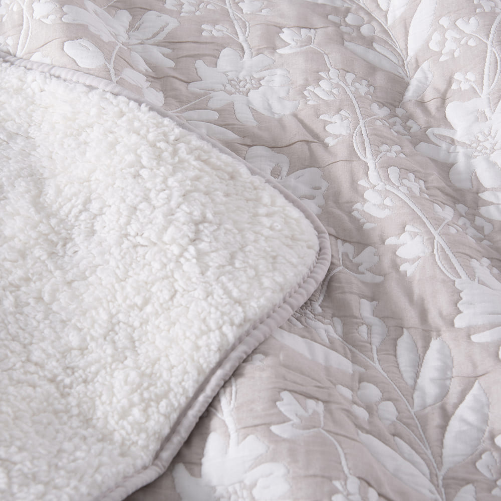 Cubrecama Jacquard Sherpa Fleur Super King Beige