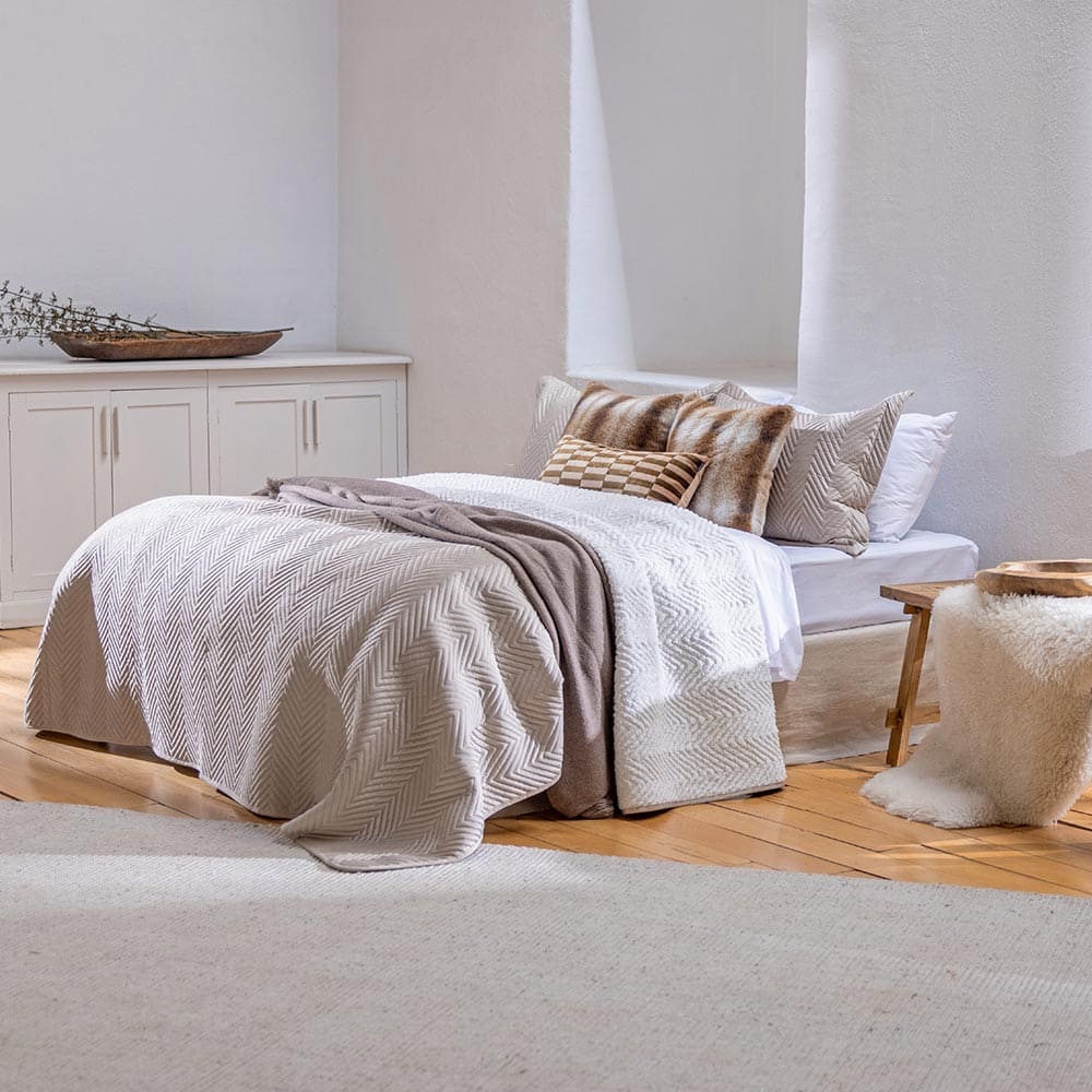 Cubrecama Quilt Velvet Sherpa Kenso King Beige