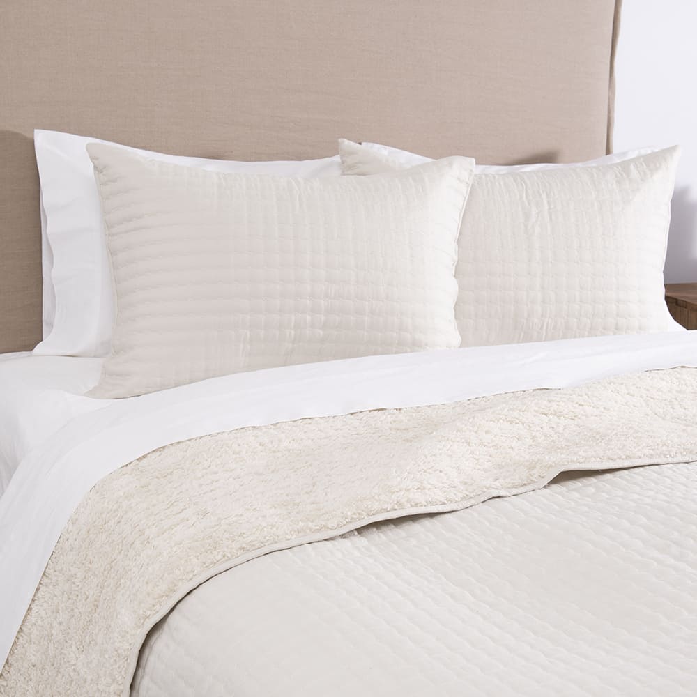 Cubrecama Quilt Lineal Sherpa 2 Plazas Beige