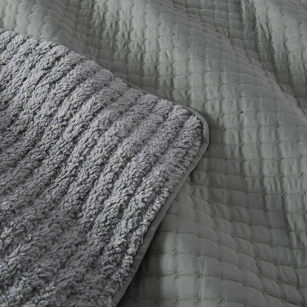 Cubrecama Quilt Lineal Sherpa 2 Plazas Verde