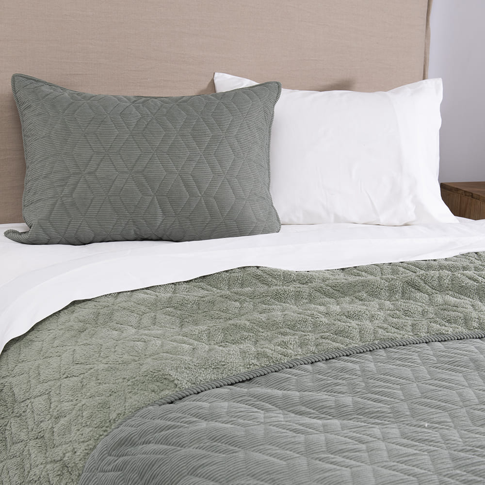 Cubrecama Quilt Corduroy Sherpa 1.5 Plazas Verde