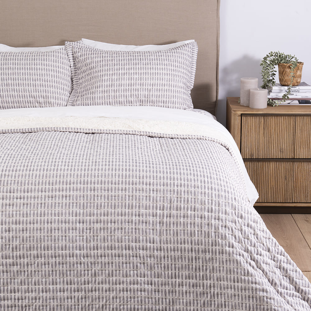 Cubrecama Quilt Estampado Sherpa Drecera 2 Plazas Gris