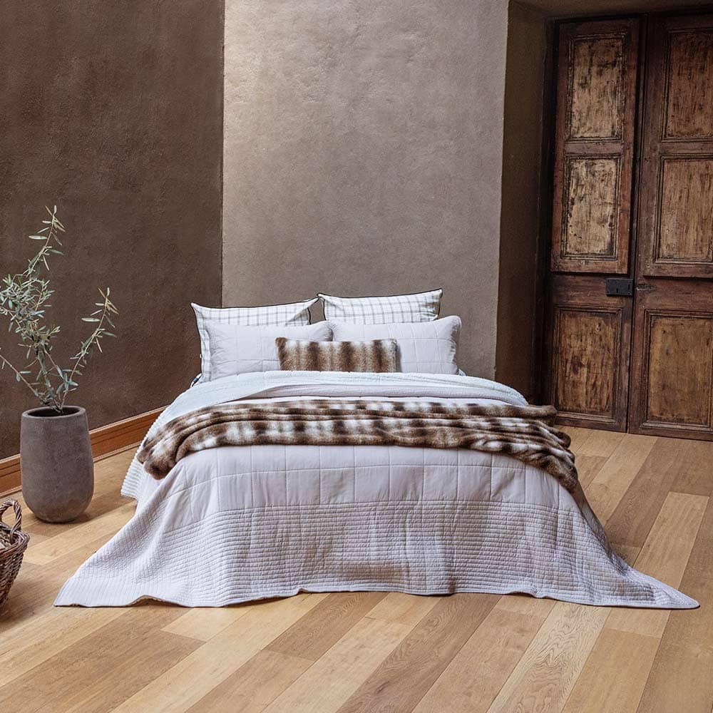 Cubrecama Quilt Louis Sherpa 2 Plazas Arena