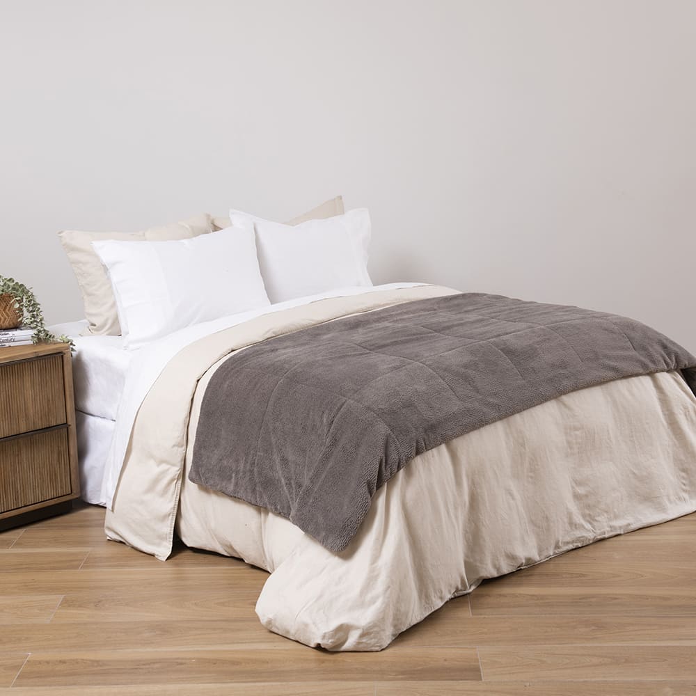 Piecera Velvet Café