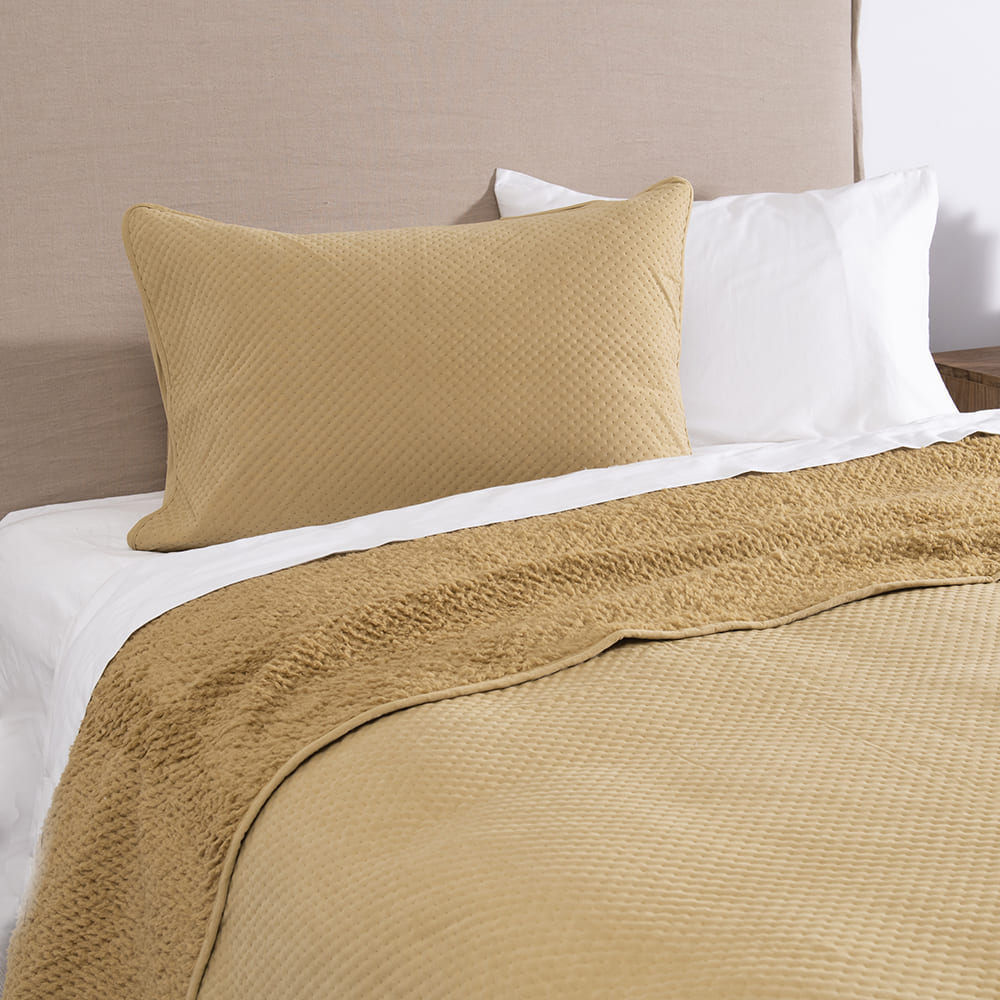 Cubrecama Quilt Smooth Sherpa 1.5 Plazas Mostaza