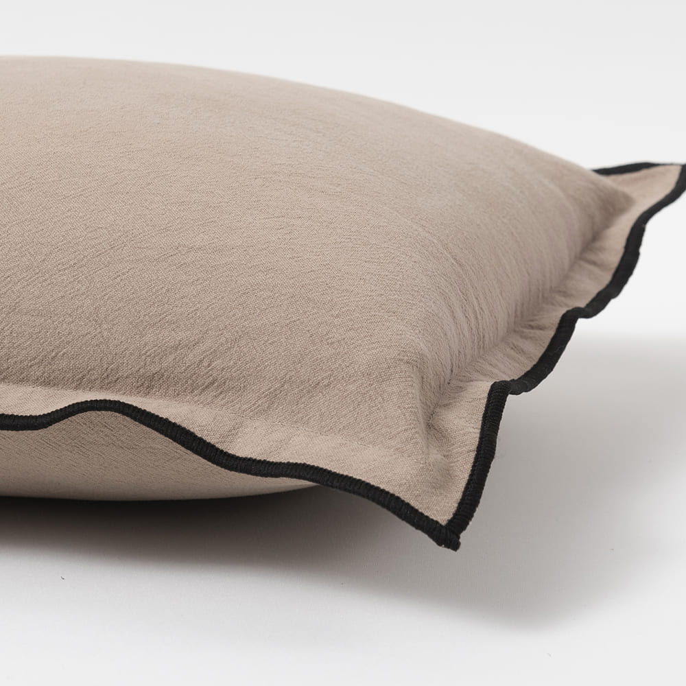 Cojín Lino Borde Beige