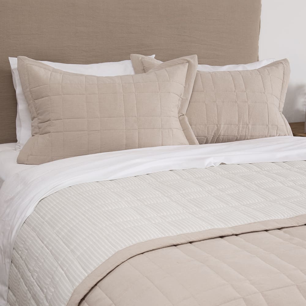 Cubrecama Quilt York King Beige