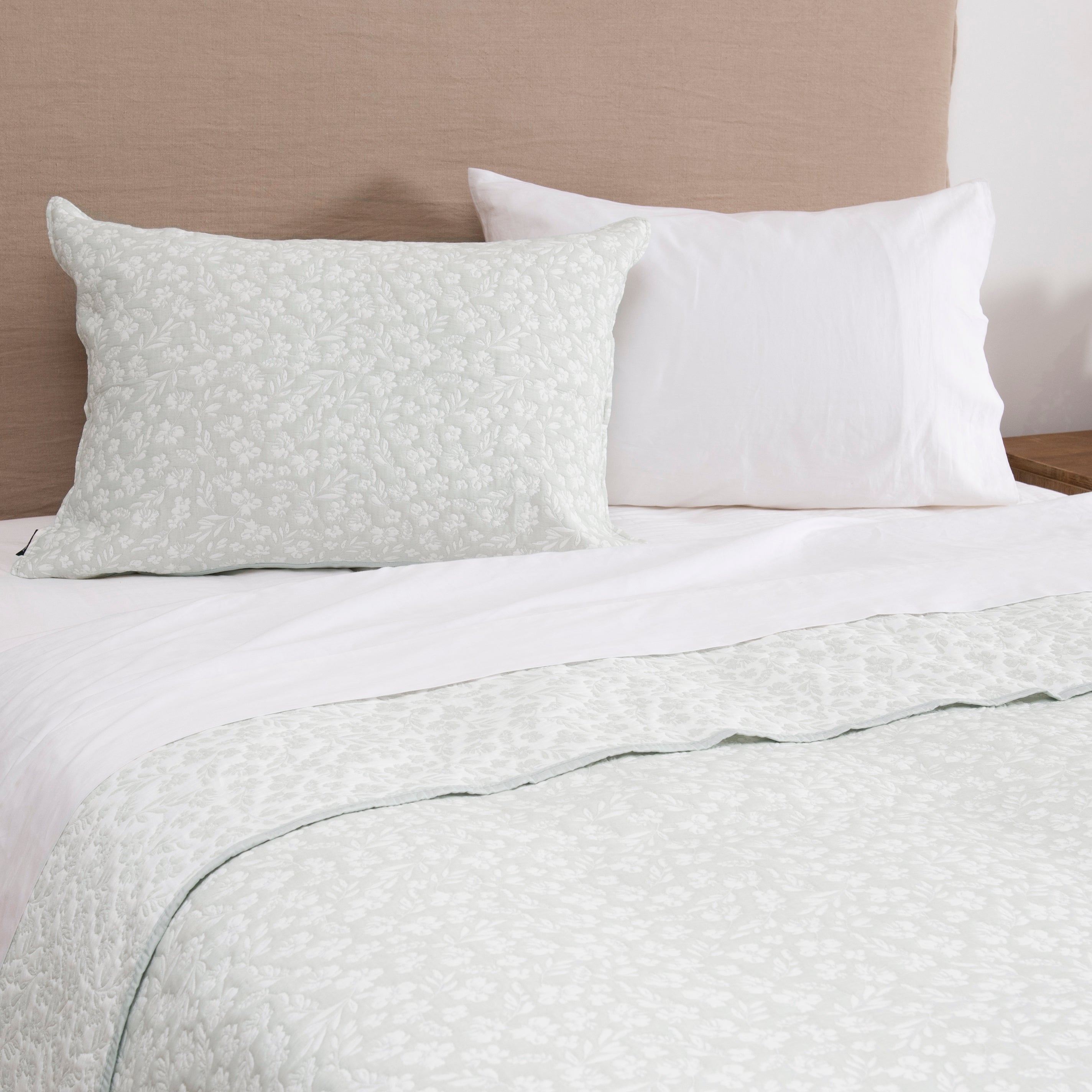 Cubrecama Quilt Jacquard Campagne 1.5 Plazas Verde