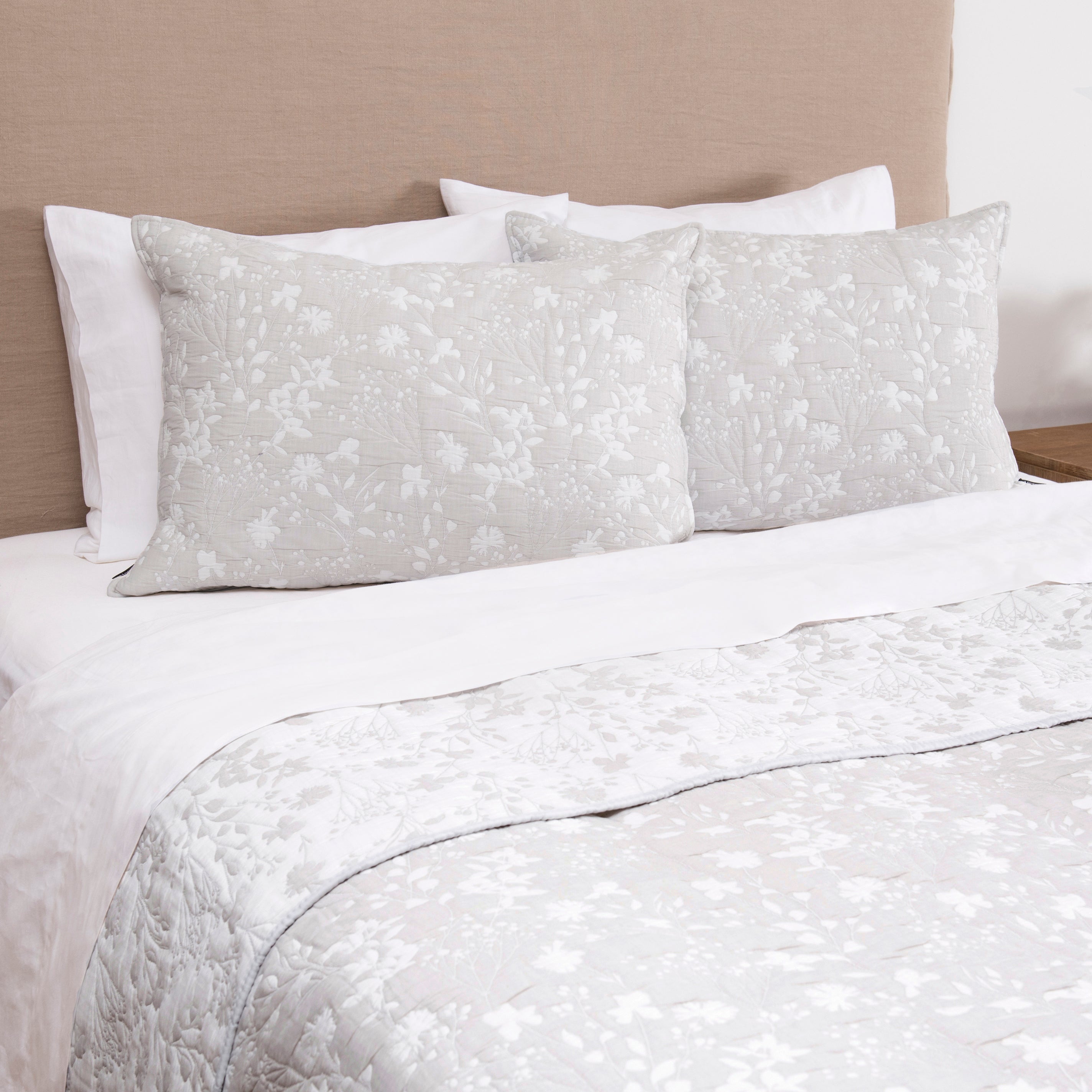 Cubrecama Quilt Jacquard Bois 2 Plazas Gris