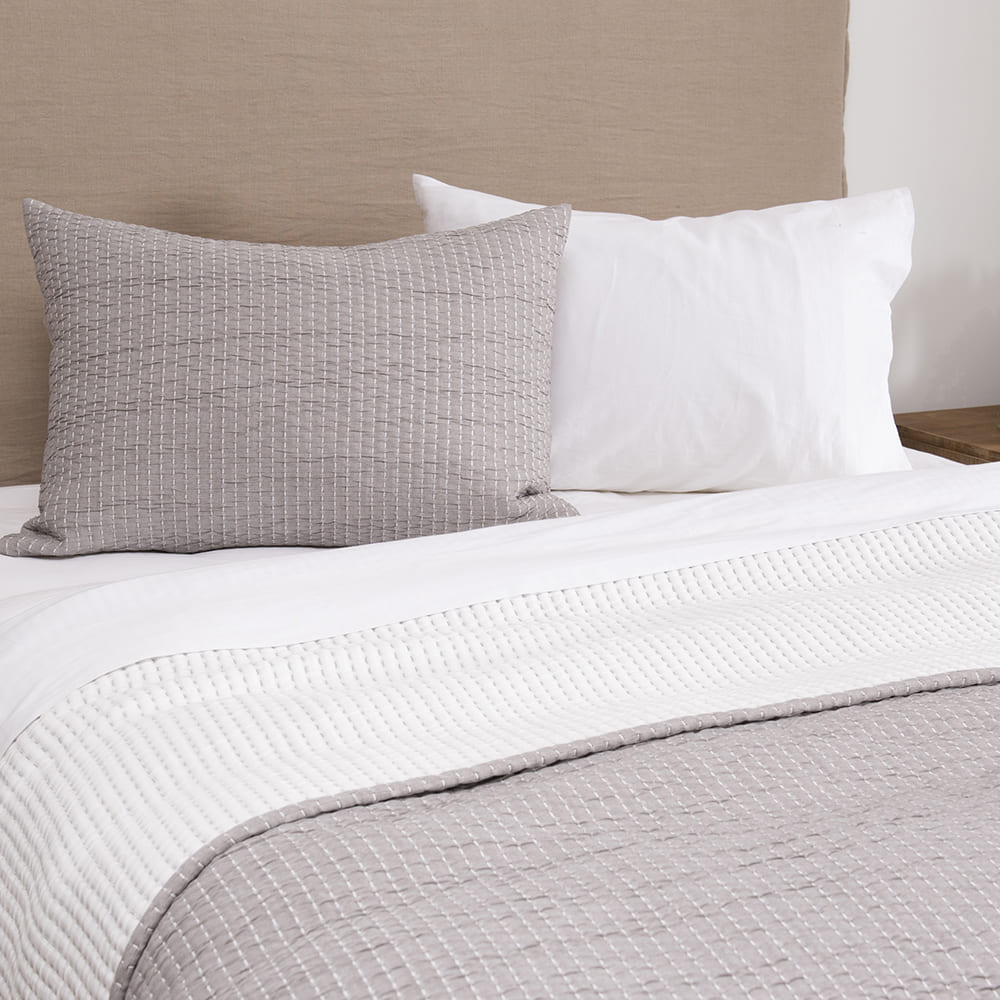 Cubrecama Quilt Jacquard Liso 1.5 Plazas Malva