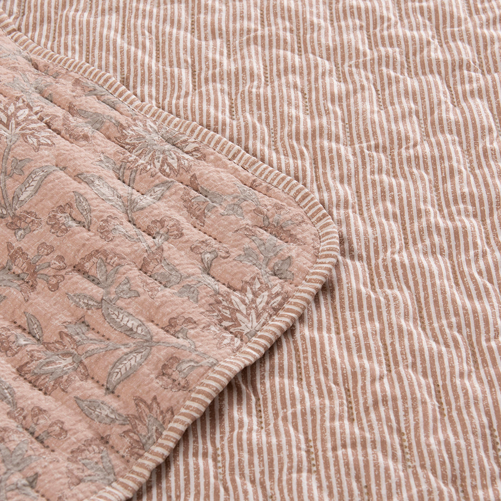 Cubrecama Quilt Estampado Bela King Coral