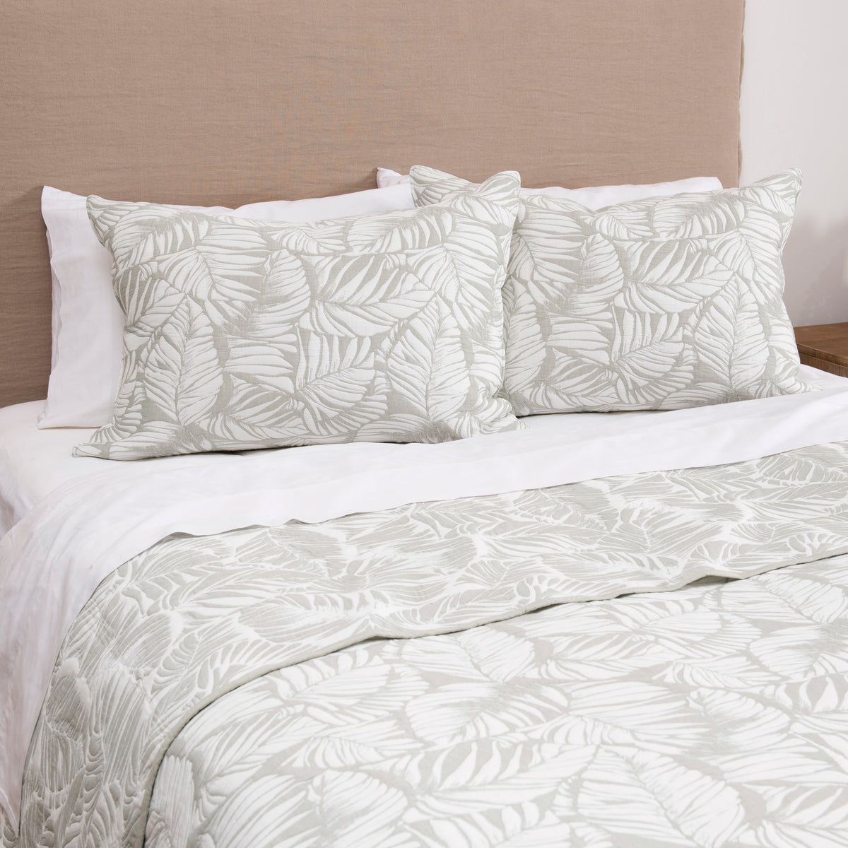 Cubrecama Quilt Jacquard Eli 2 Plazas Verde