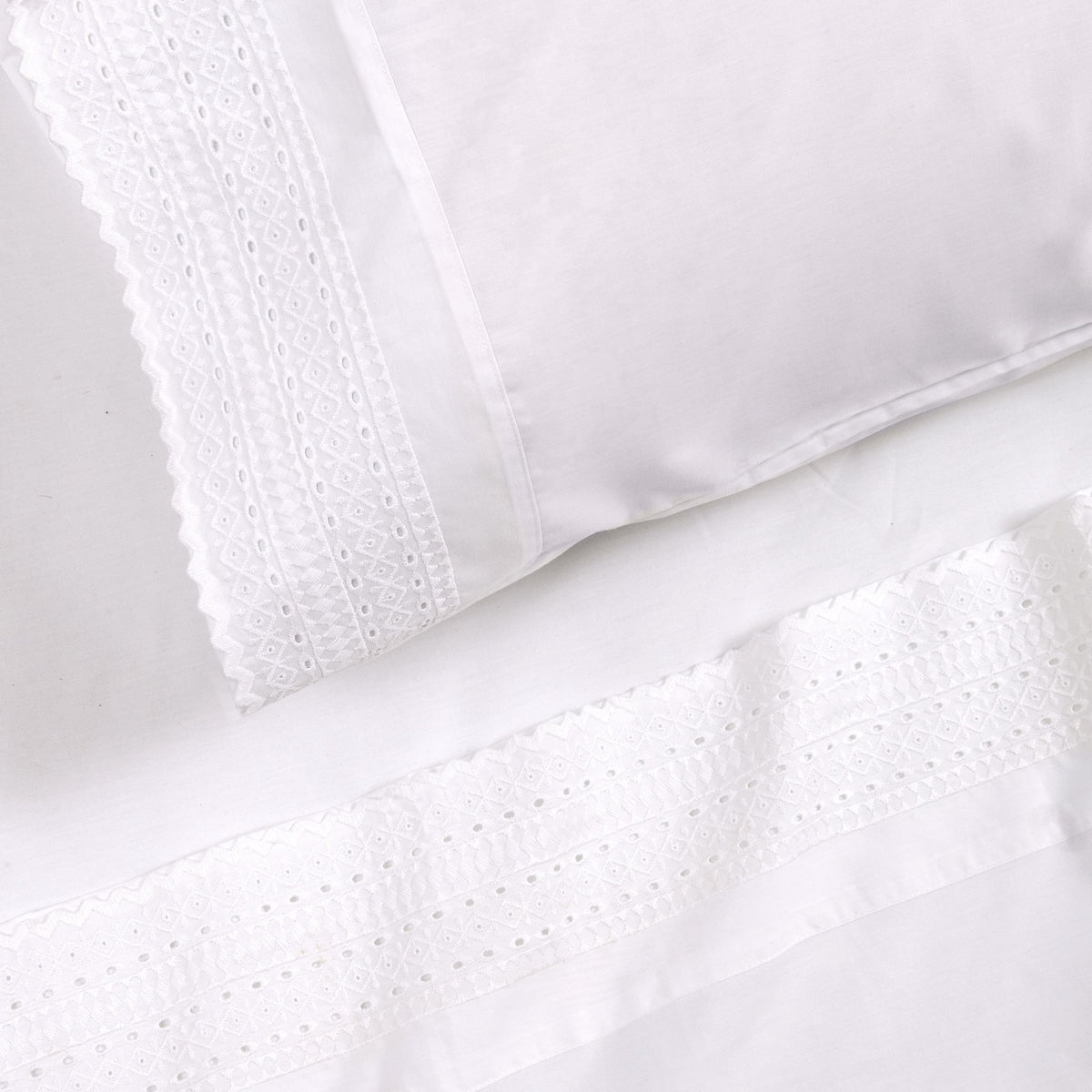 Sábana 180 Hilos Broderie Lia 2 Plazas Blanco
