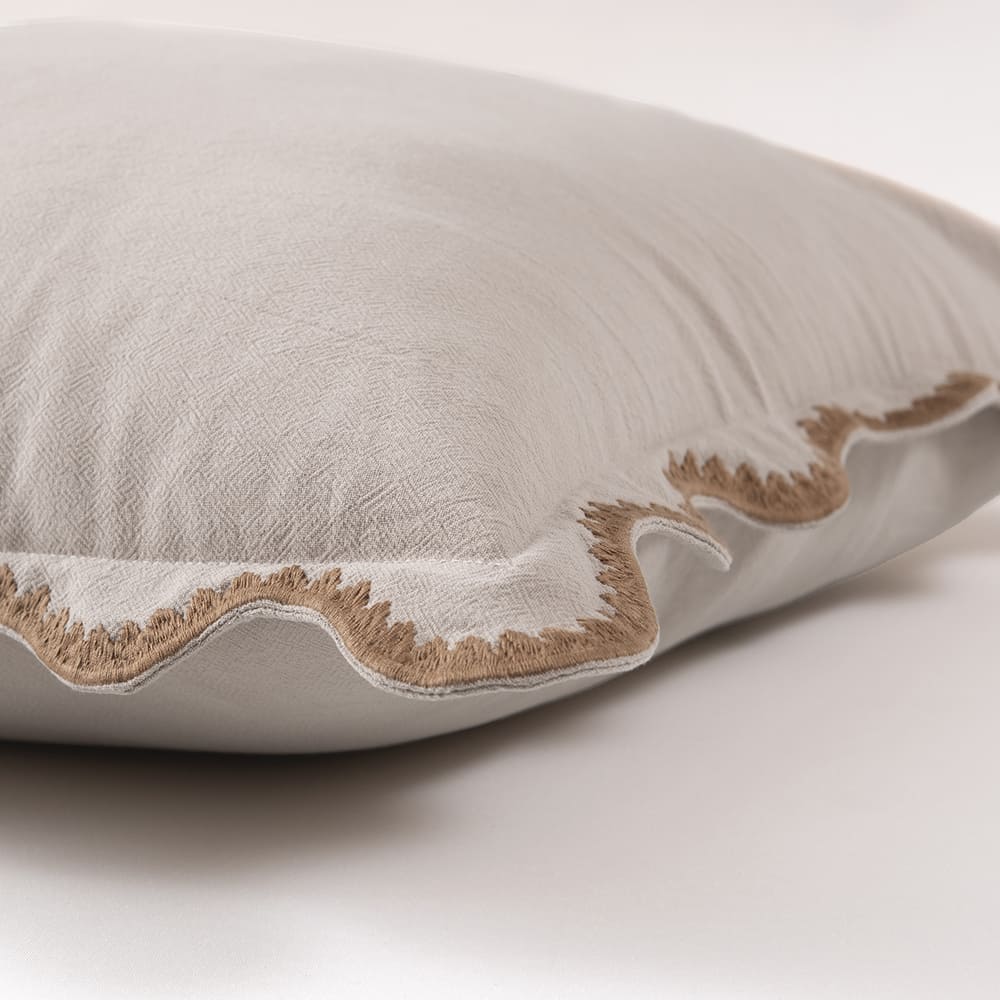 Cojín Scallop Beige
