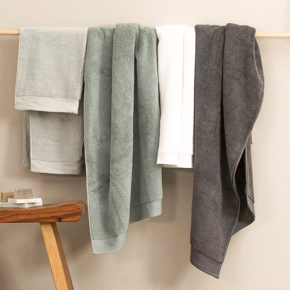 Toalla Baño 700g Gris