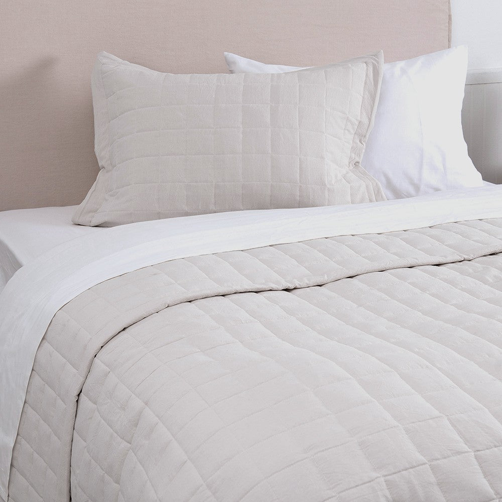 Cubrecama Quilt Oxford 1.5 Plazas Crudo