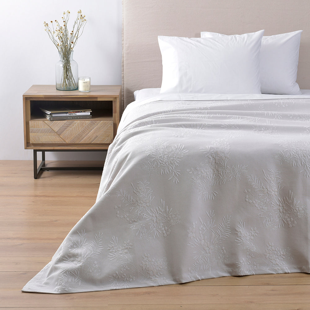 Cubrecama Matelasse Alina King Beige
