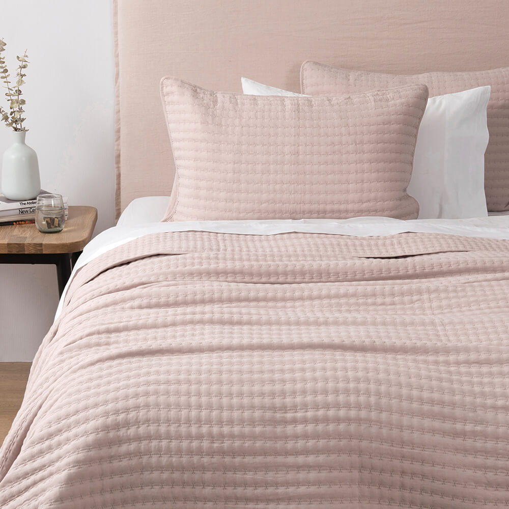 Cubrecama Quilt Renato King Rosa