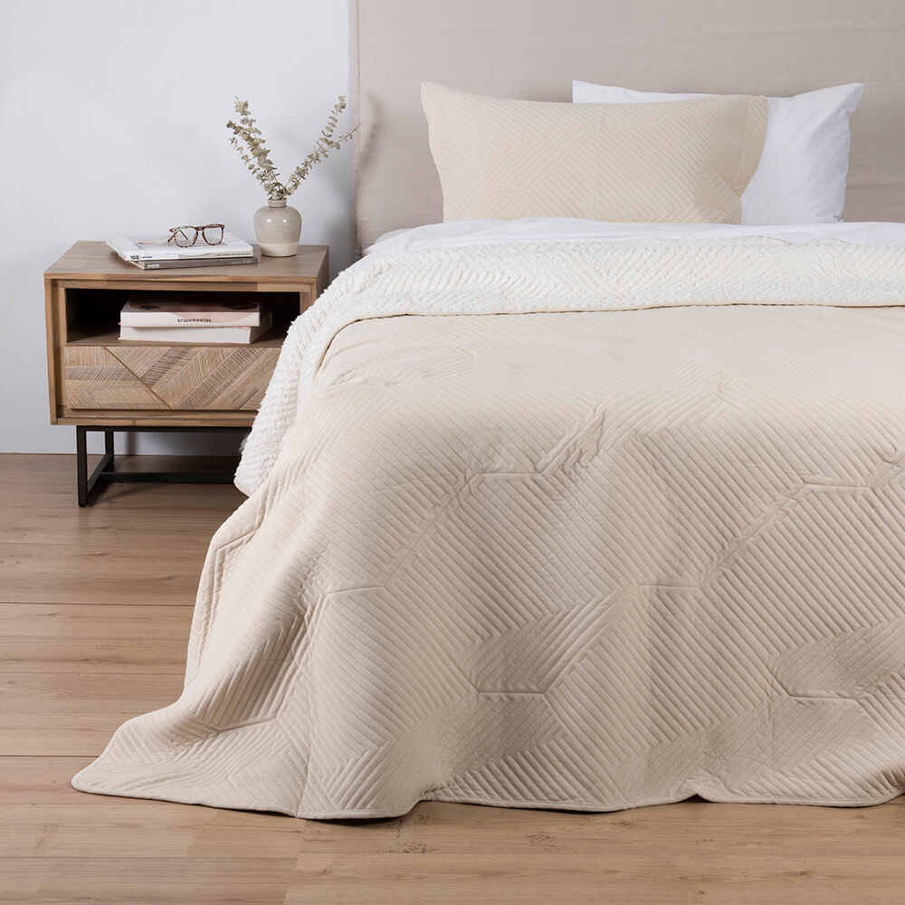 Cubrecama Quilt Velvet Sherpa Hexagon 1.5 Plazas Crudo