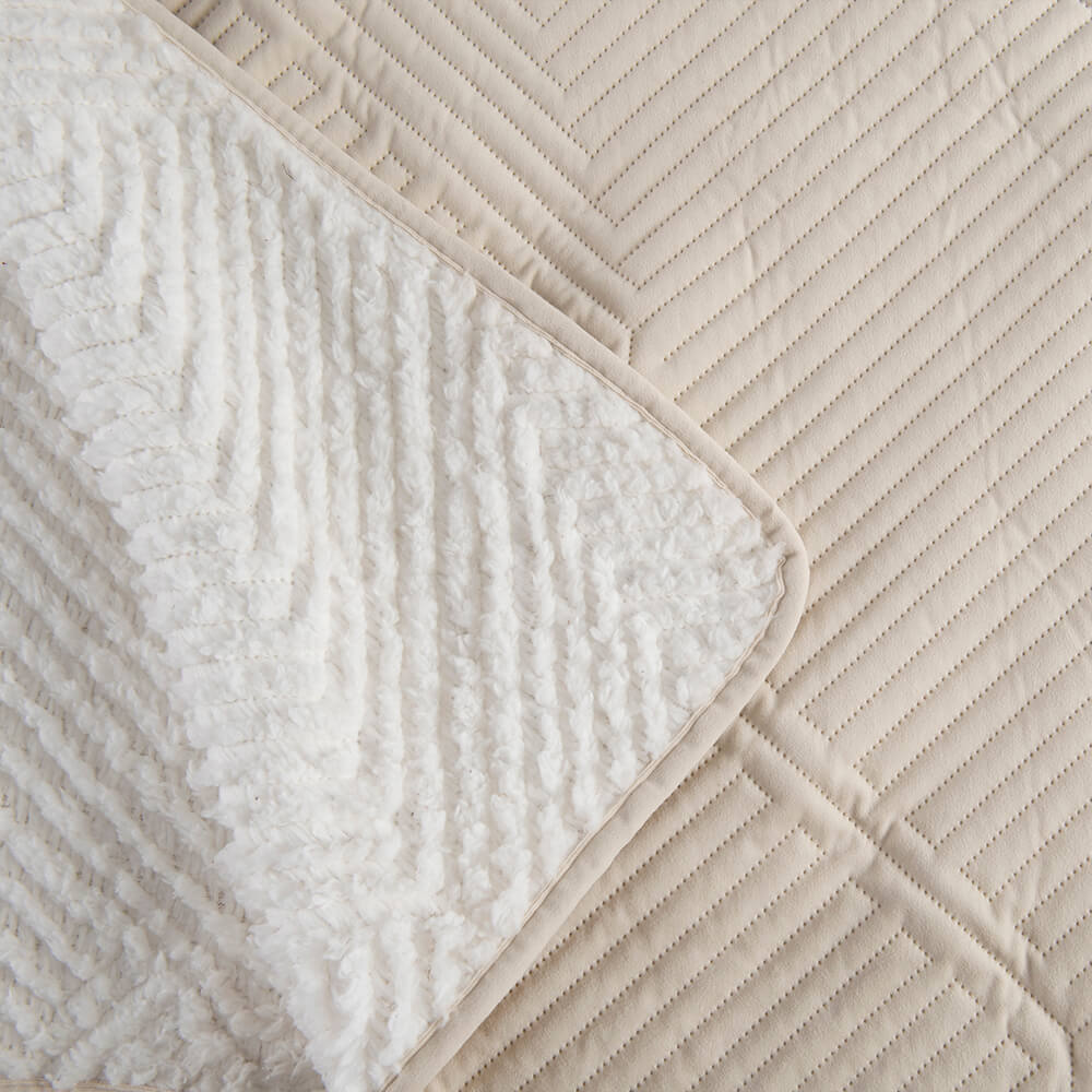 Cubrecama Quilt Velvet Sherpa Hexagon 2 Plazas Crudo