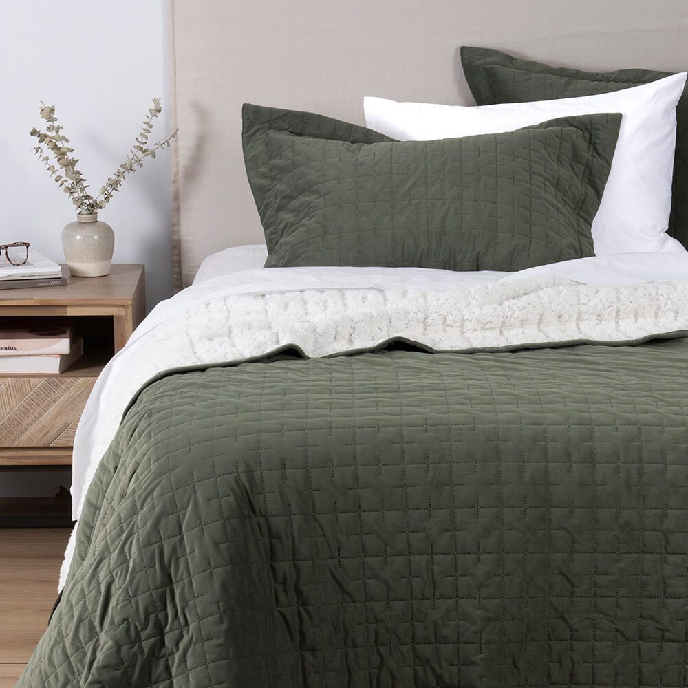 Cubrecama Quilt Velvet Sherpa Cube King Verde