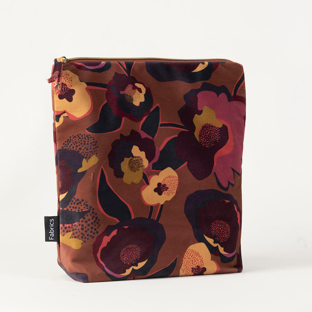 Estuche Velvet Estampado Retro Caramelo