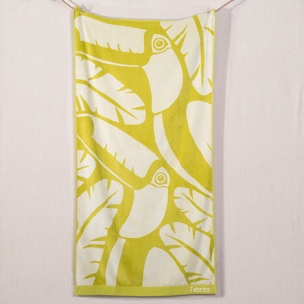 Toalla Playa Jacquard Tucans Yellow