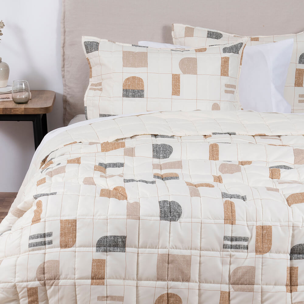 Cubrecama Quilt Estampado Runa 2 Plazas Beige