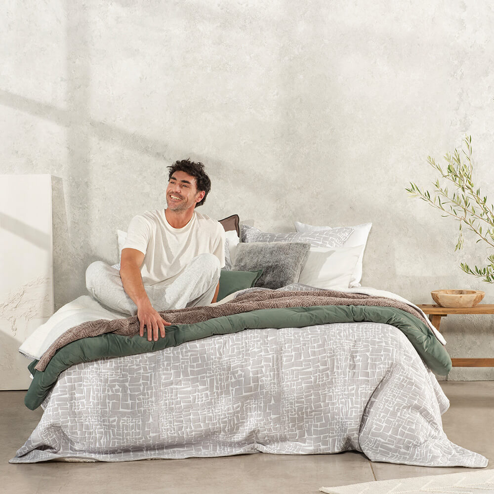 Cubrecama Jacquard Sherpa Nantes King Gris