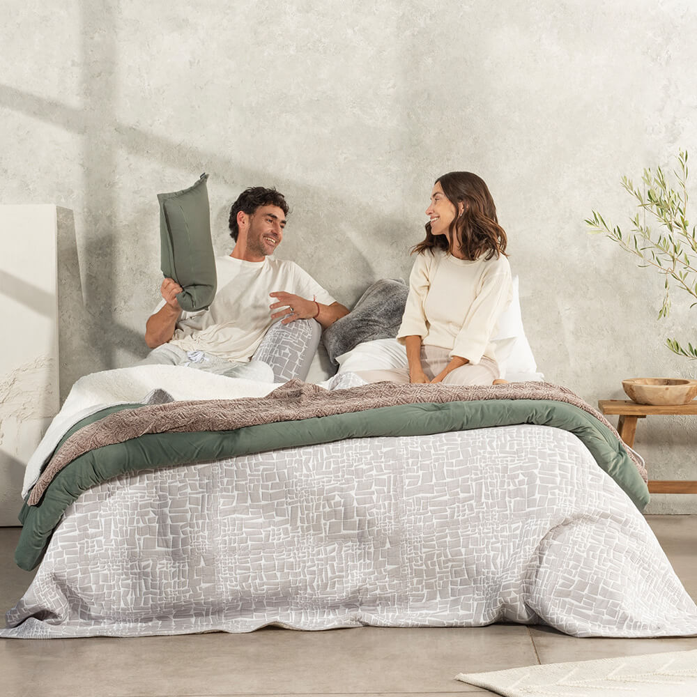 Cubrecama Jacquard Sherpa Nantes Super King Gris