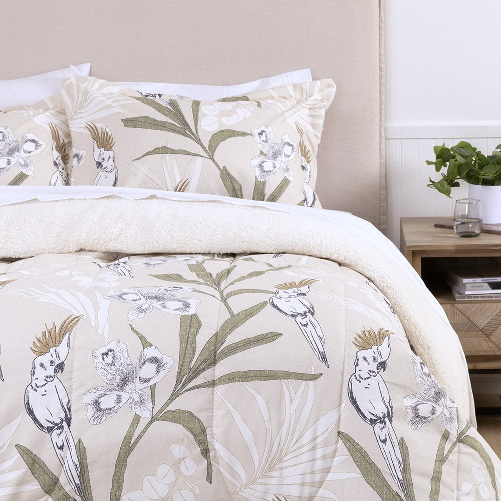 Plumón Estampado Sherpa Parrots King Beige