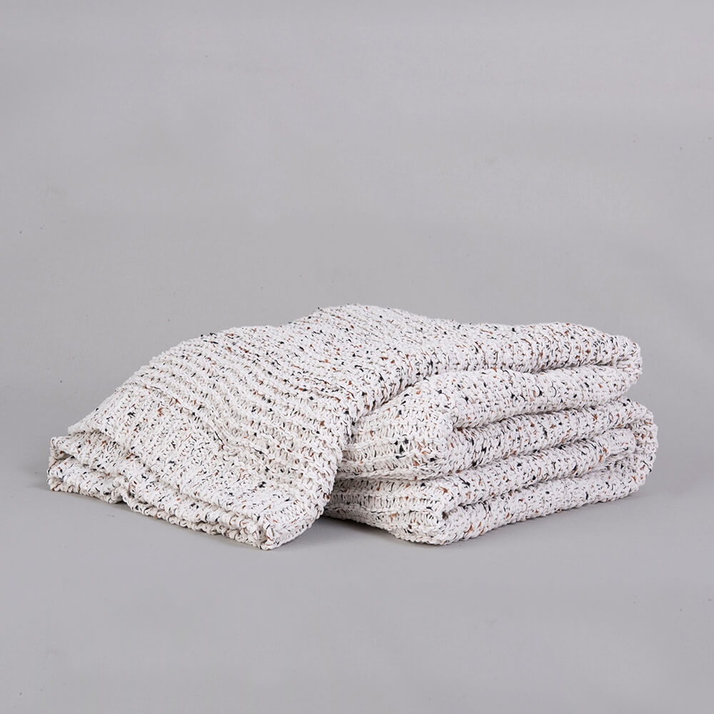 Manta Chenilla Memphis Crudo