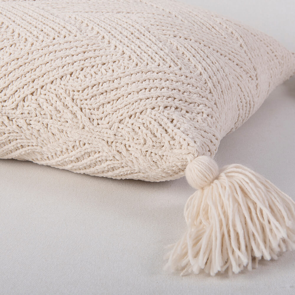 Cojín Tejido Tassels Crudo