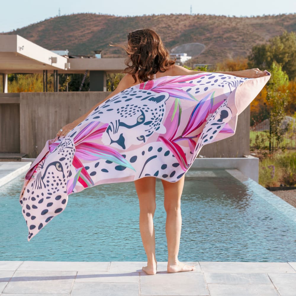 Toalla Playa Microfibra Leopardo Rosa