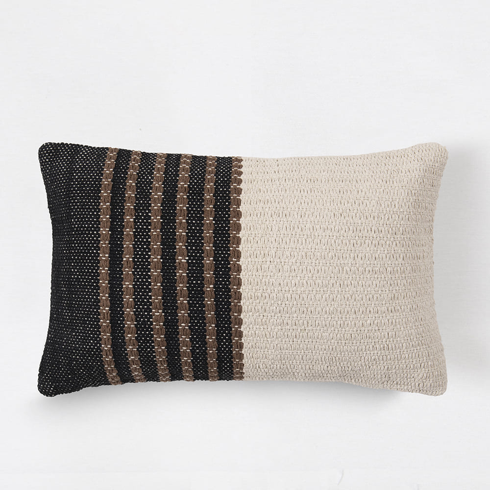 Cojín Tejido 30x50cm Kalu Negro