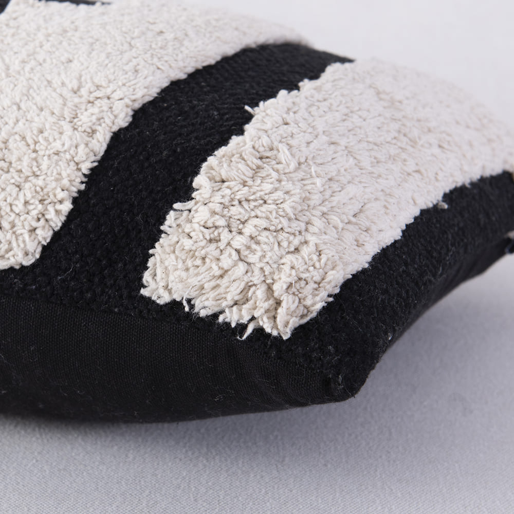 Cojín Tejido 30x50cm Ravi Negro