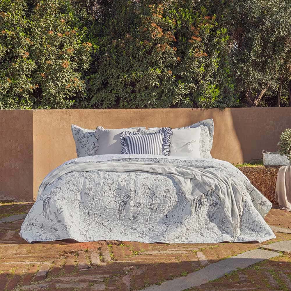 Cubrecama Quilt Estampado 2 Plazas Toile Gris