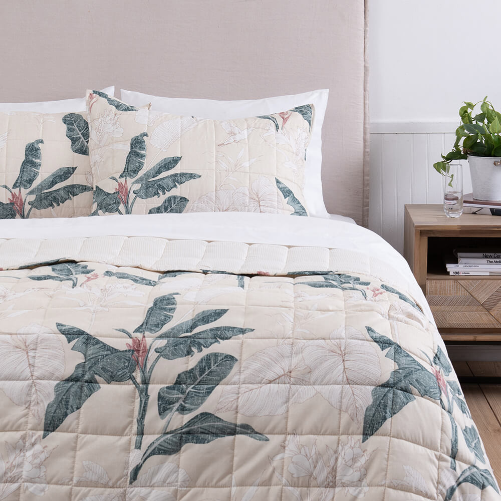 Cubrecama Quilt Estampado Tahí 1.5 Plazas Beige