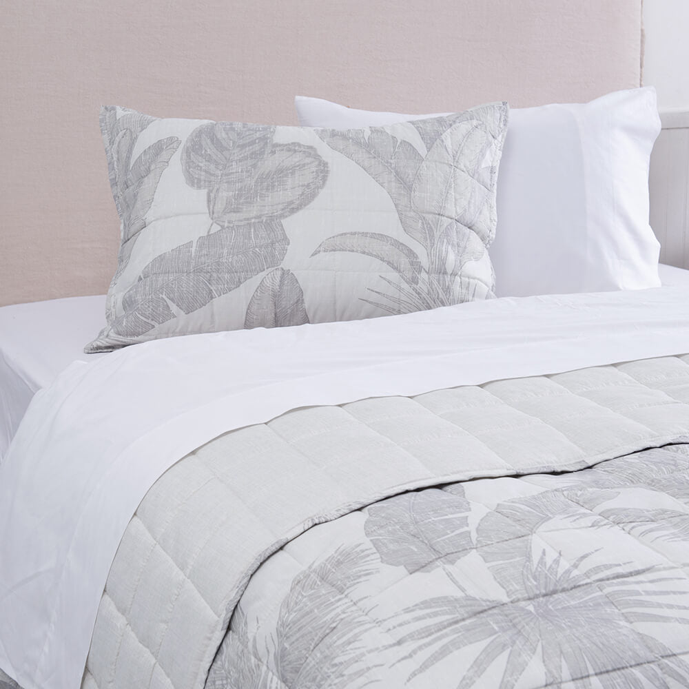 Cubrecama Quilt Estampado Maia 1.5 Plazas Gris