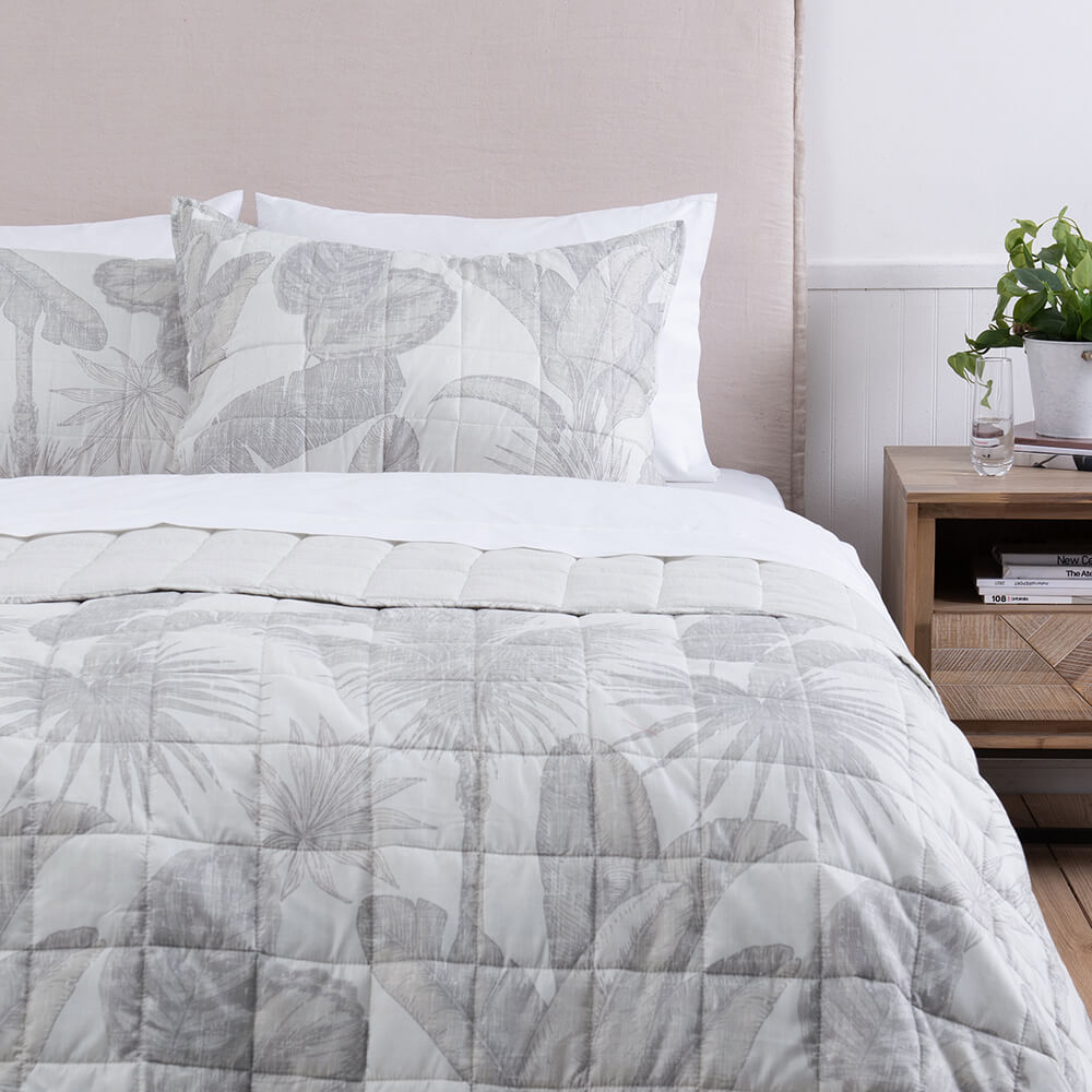 Cubrecama Quilt Estampado Maia 2 Plazas Gris