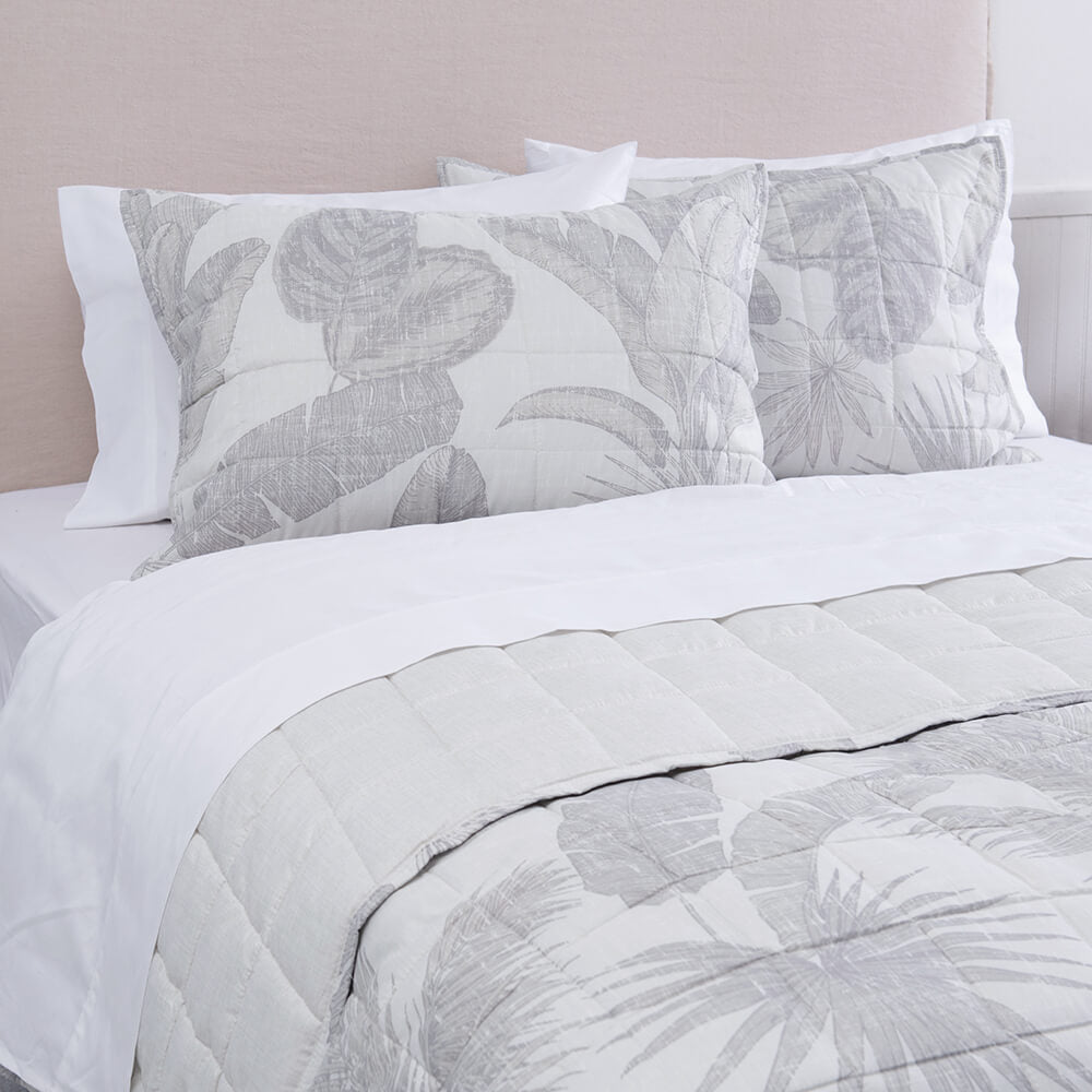 Cubrecama Quilt Estampado Maia King Gris