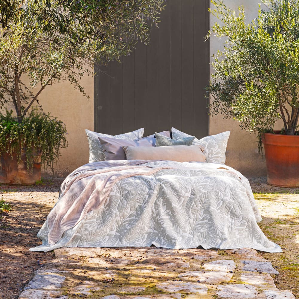 Cubrecama Quilt Jacquard Buzios Super King Verde