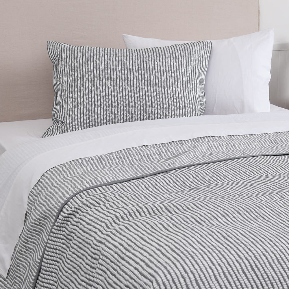 Cubrecama Quilt Jacquard Enzo 1.5 Plazas Gris