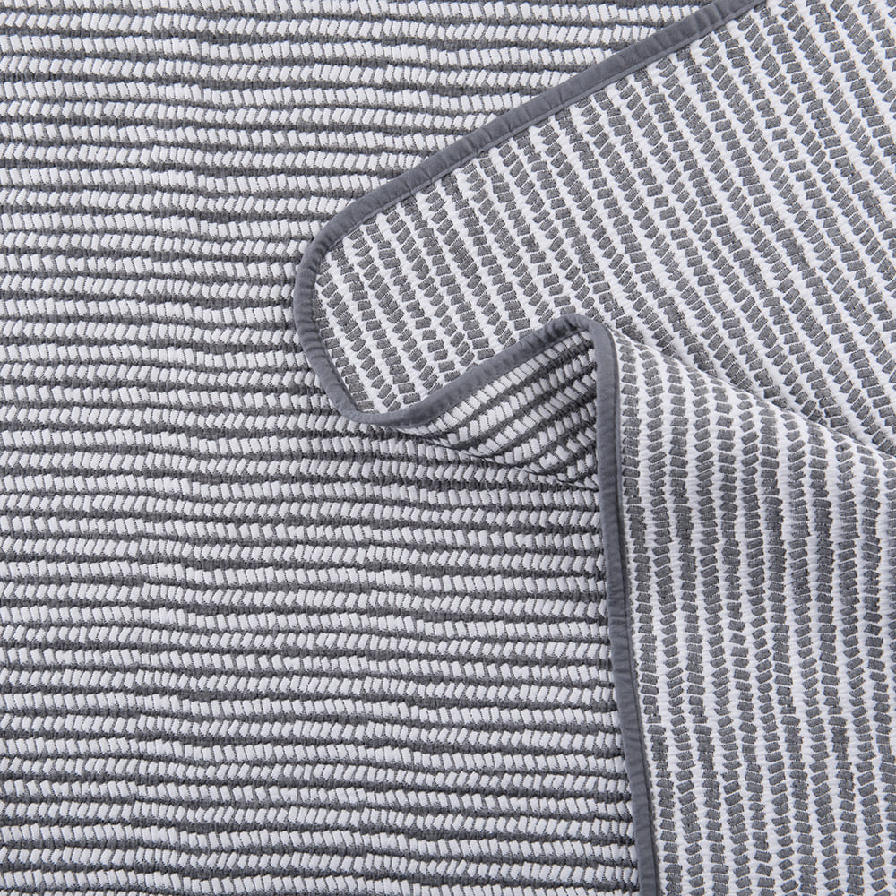 Cubrecama Quilt Jacquard Enzo 1.5 Plazas Gris